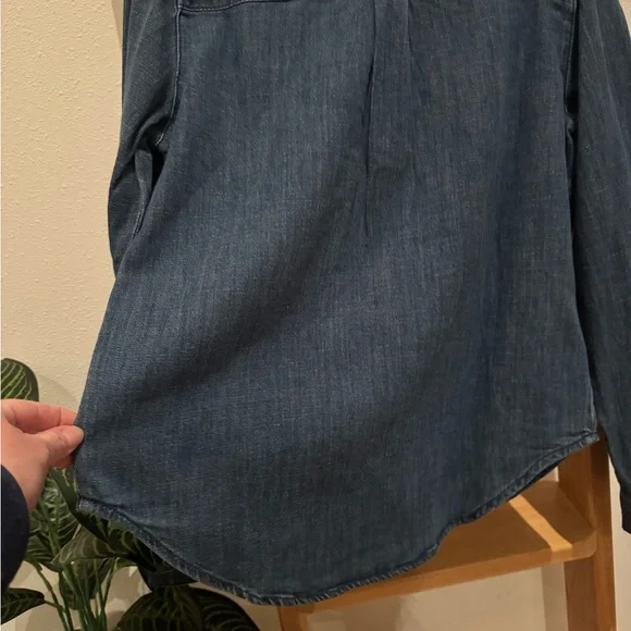 🆕 Universal Thread Dark Blue Denim Button Top or Lightweight shirt jacket - Picture 6 of 6